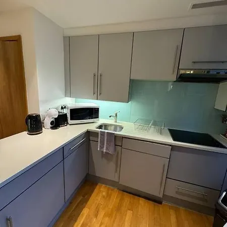 1 Bedroom In Piccadilly Circus St James Cov1 London Exterior photo